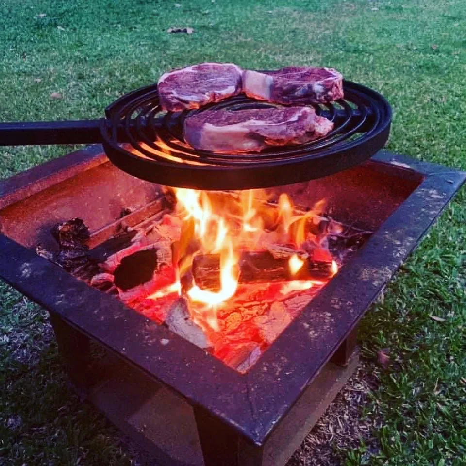 Backyard Fire Pit with Stabiliser, Swinging Grill, BBQ Pan & Cradle