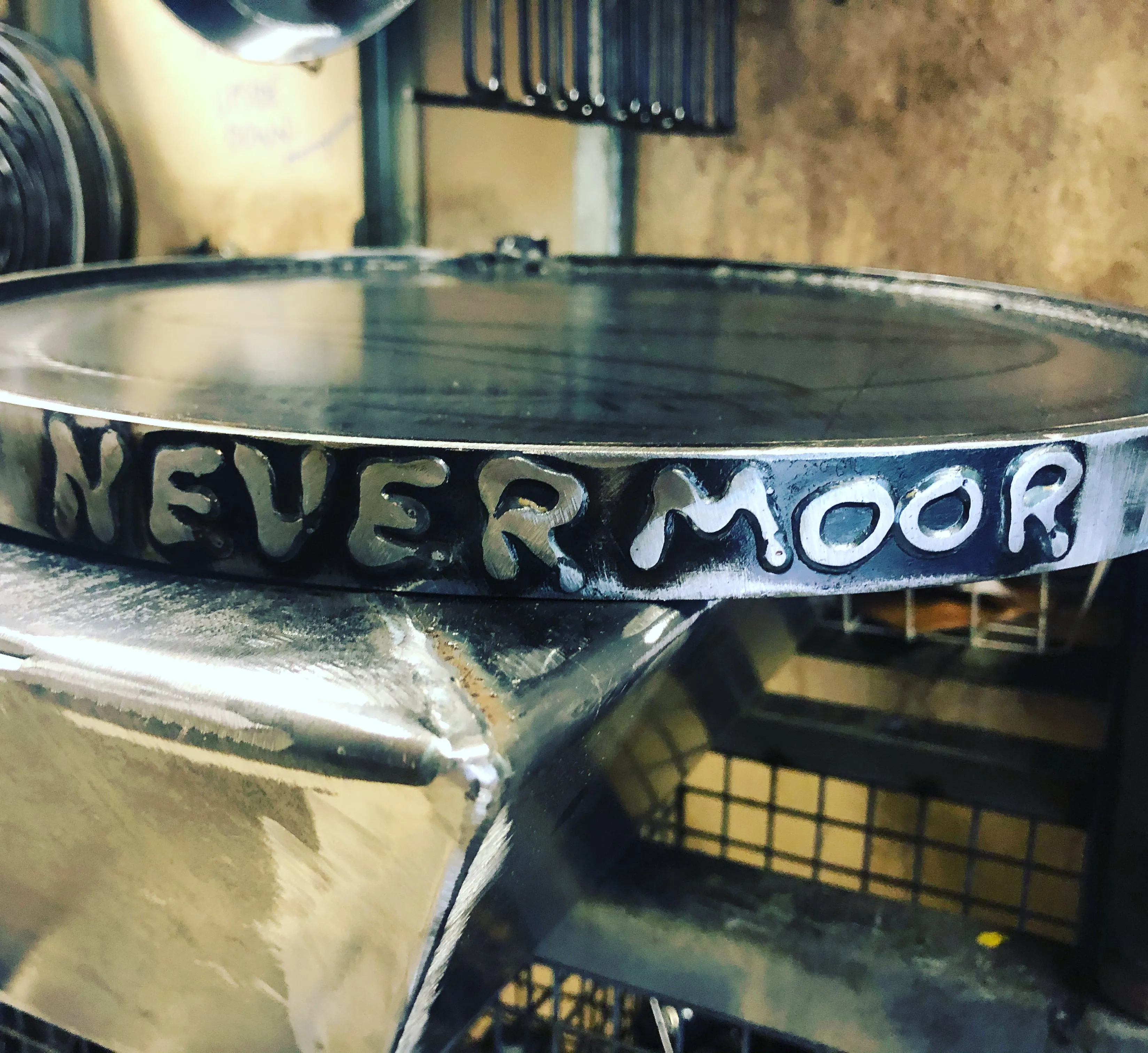 Embossing Personalise your BBQ PANS and HOT PLATES