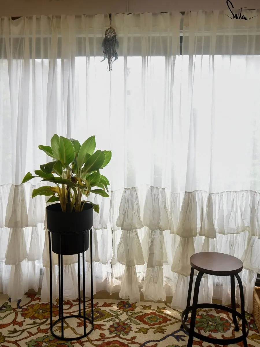 I Dream Of Clouds (Curtain)