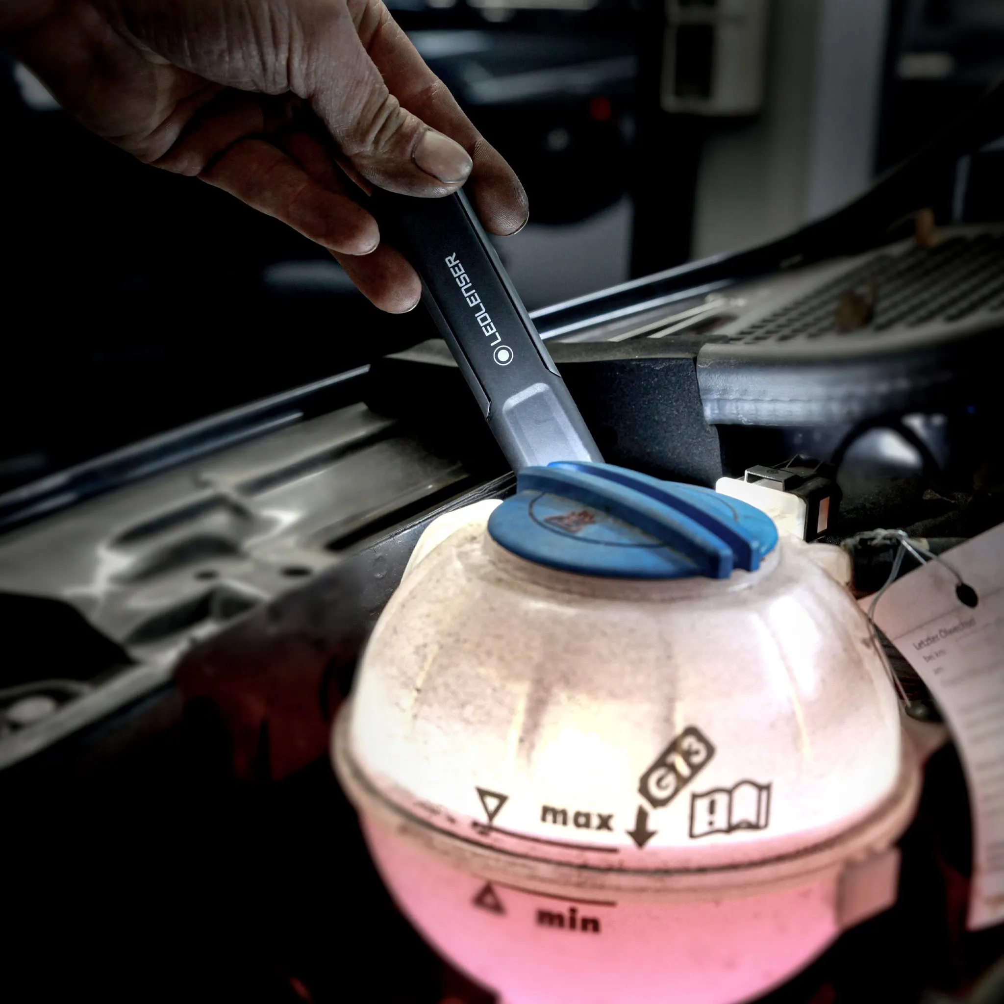 iW4R Inspection Light