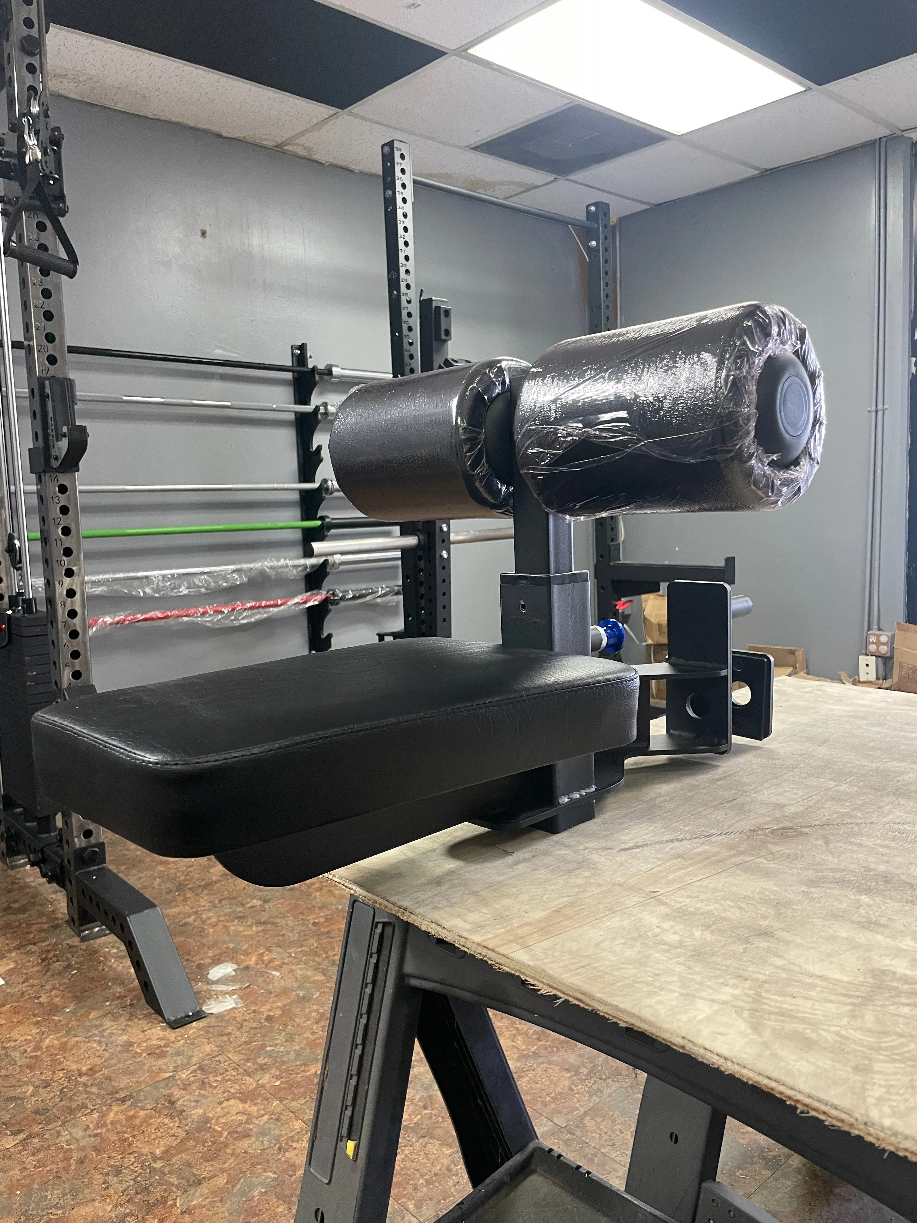 Lat Pull-Down Seat Attachment for 3x3 Inch Racks with 1 inch Holes