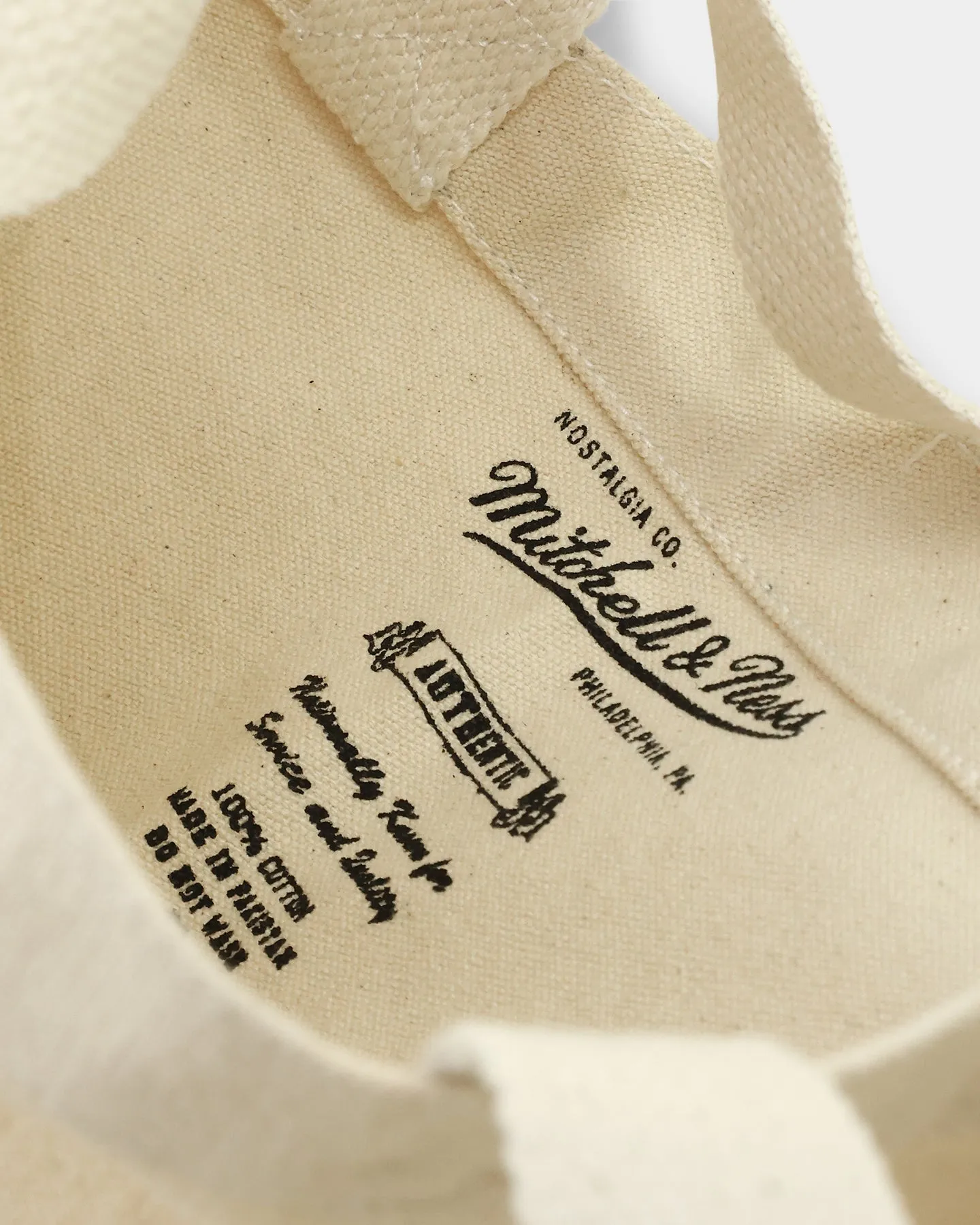 Mitchell & Ness Seattle Super Sonics Keyline Tote Bag Cream